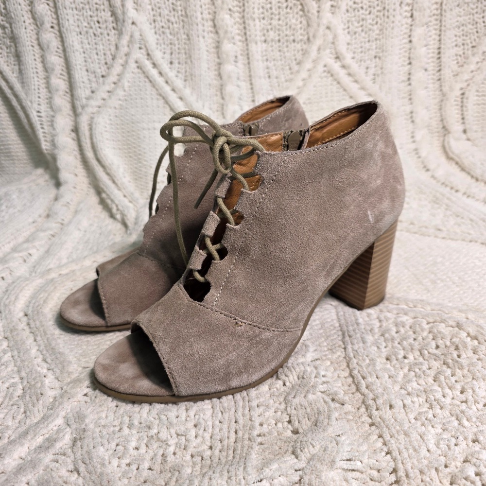 Susina Peep Toe Ankle Booties Shooties Taupe Suede Leather Lace Up  Womens 8M